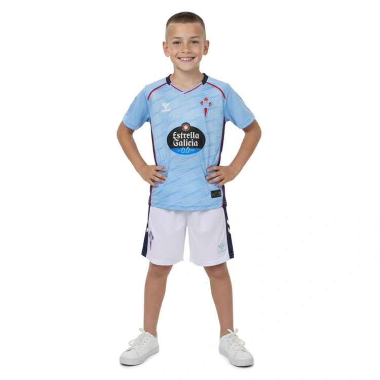 Conjunto Hummel Celta De Vigo Primera Equipación 2025-2026 Niño