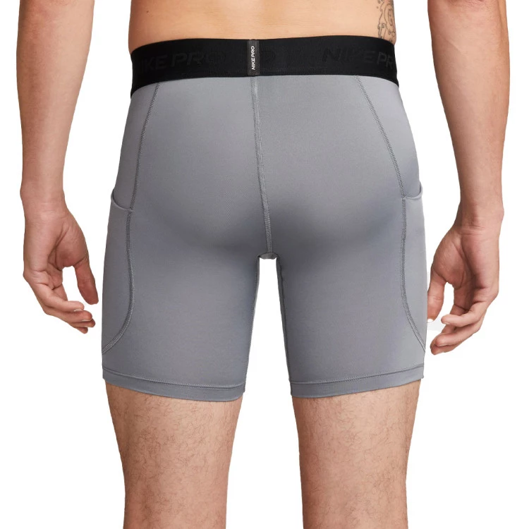 Malla corta Nike Pro