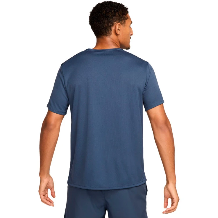 Camiseta Nike Dri-FIT Miler