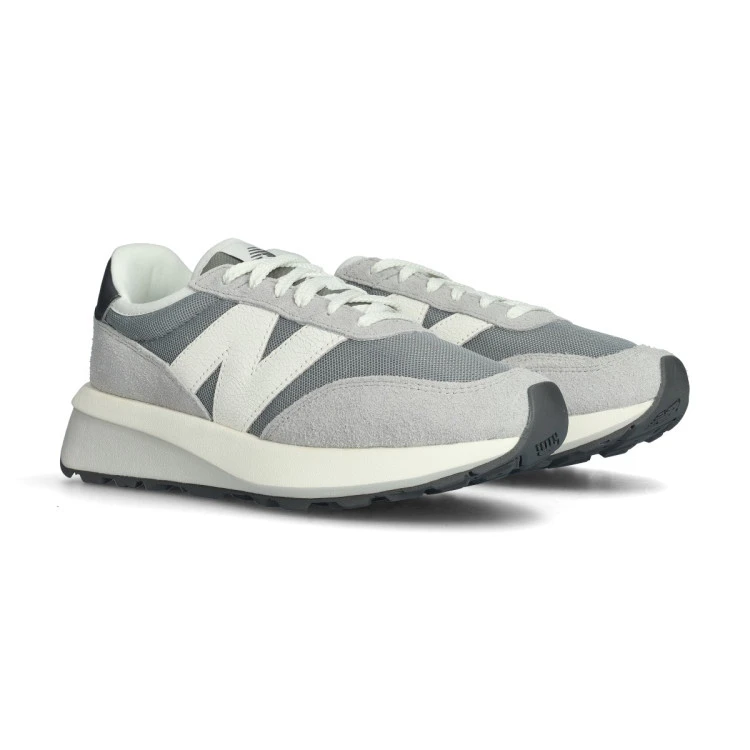 Zapatilla New Balance 370