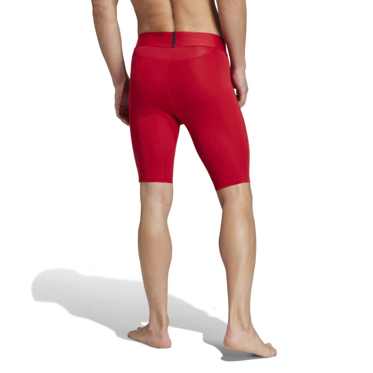 Malla corta adidas Techfit