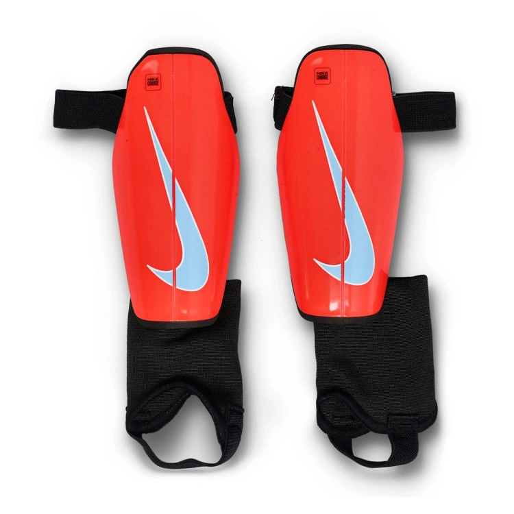 Espinillera Nike Charge Guard Niño