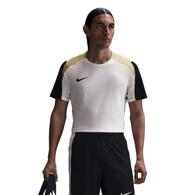Camiseta Nike Dri-Fit Strike
