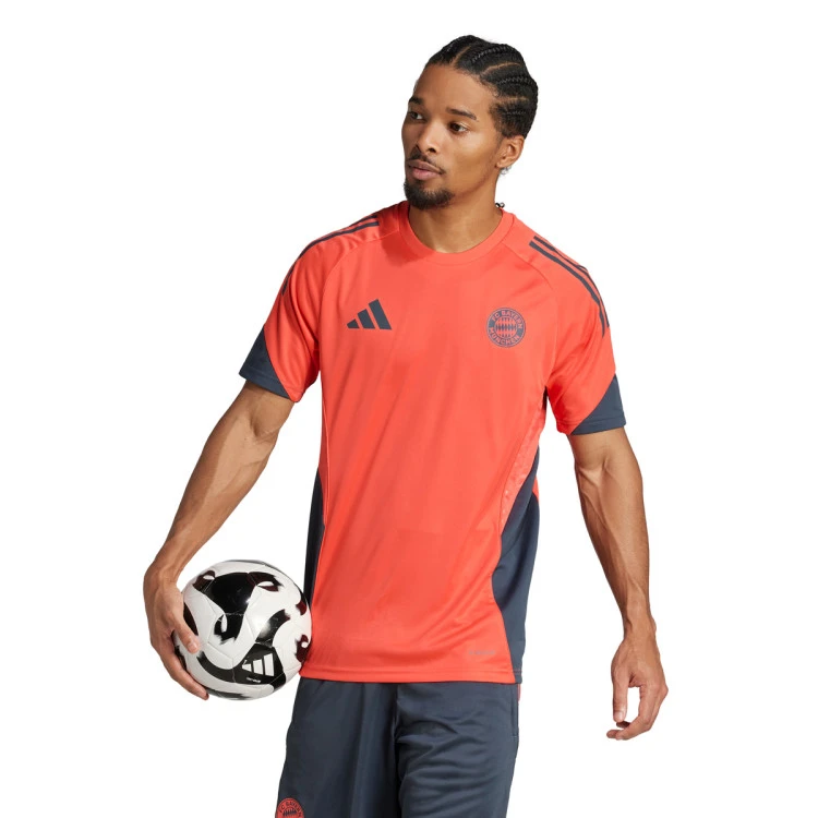 Camiseta adidas FC Bayern Training 2025-2026