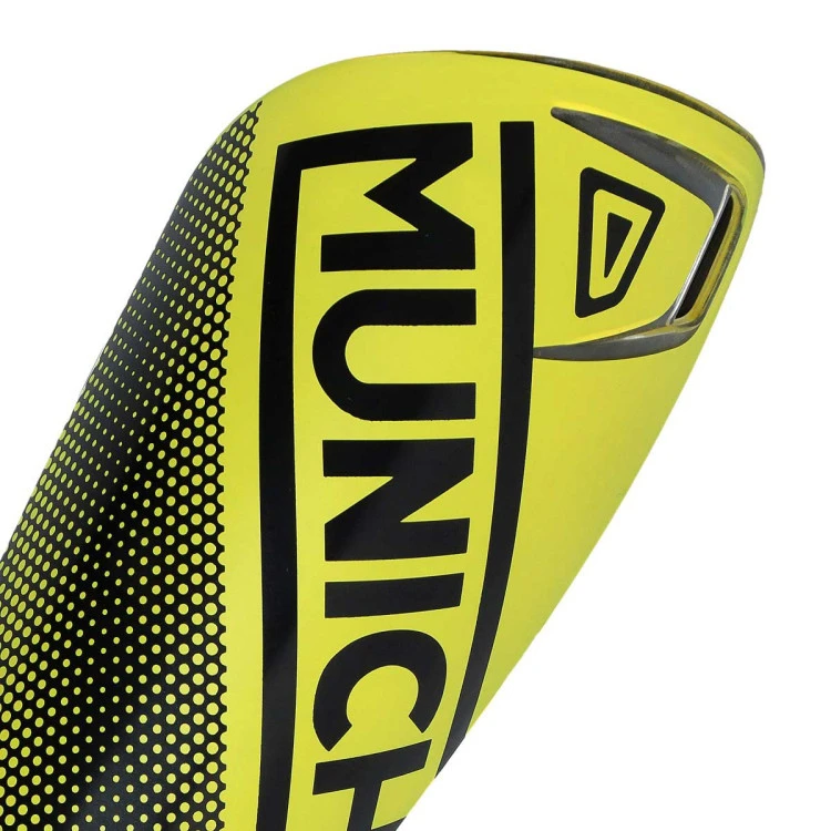 Espinillera Munich Ska