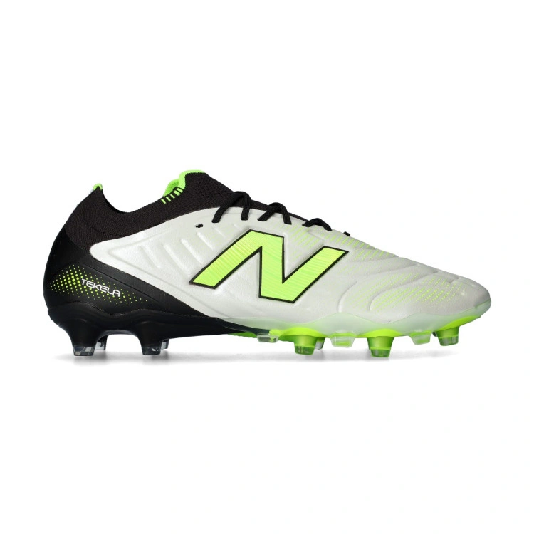 Bota New Balance Tekela Elite Low Laced FG V5