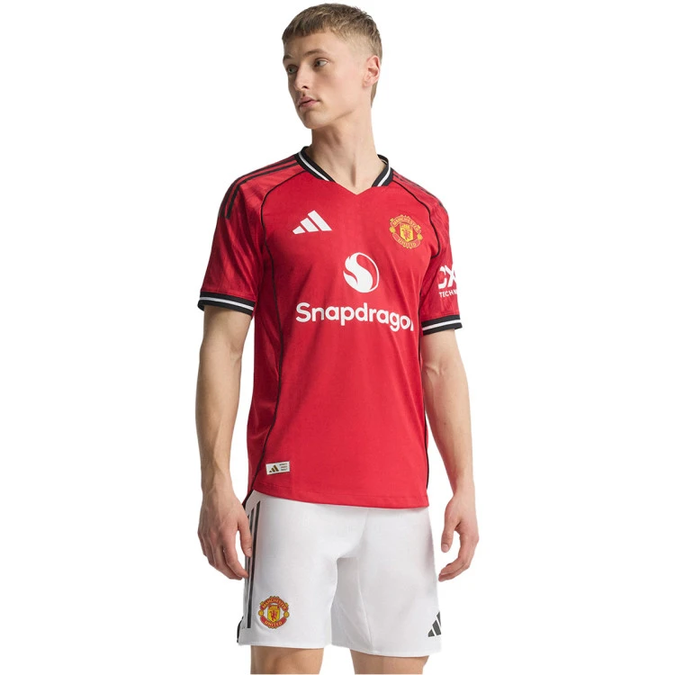 Camiseta adidas Authentic Manchester United Primera Equipación 2025-2026