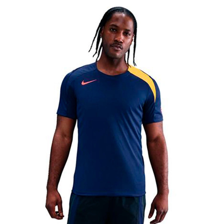 Camiseta Nike Strike