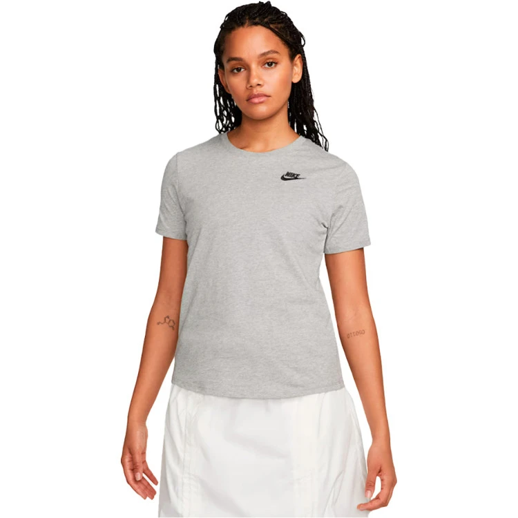 Camiseta Nike Sportswear Club Mujer