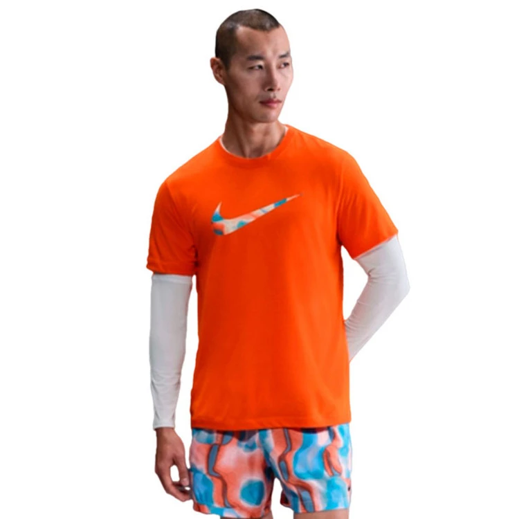 Camiseta Nike Dri-FIT Swoosh