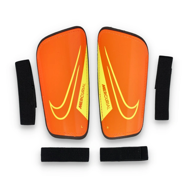 Espinillera Nike Mercurial Hardshell