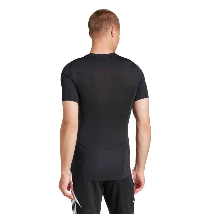 Camiseta adidas Techfit