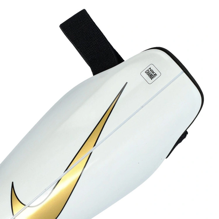 Espinillera Nike Charge Guard Shinpads