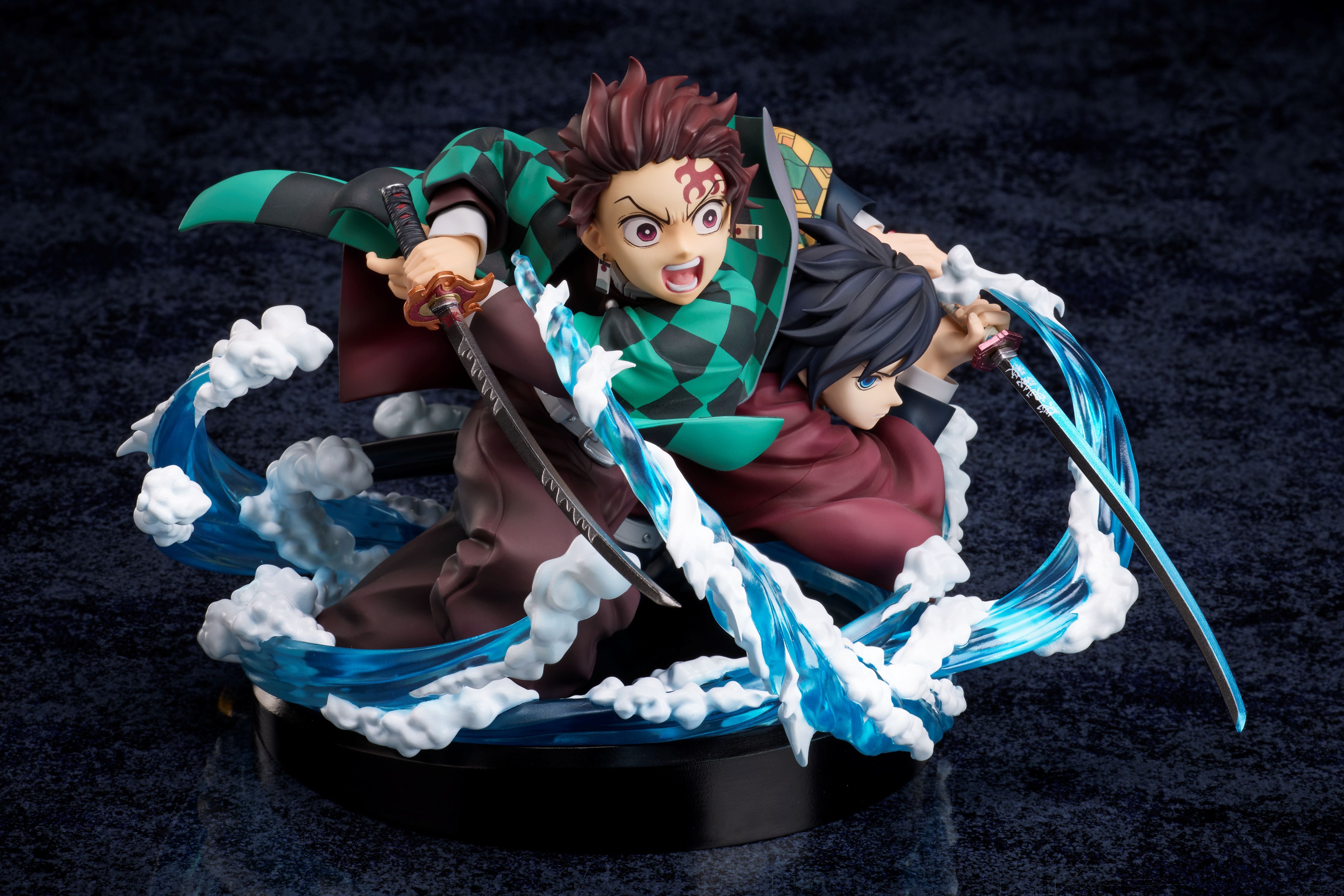 Demon Slayer: Kimetsu no Yaiba - Tanjiro & Giyuu non-scale figure