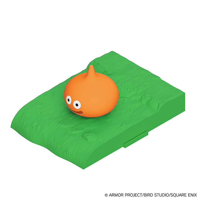 DRAGON QUEST Plastic Model Kit Series - SHE-SLIME (Field Base)