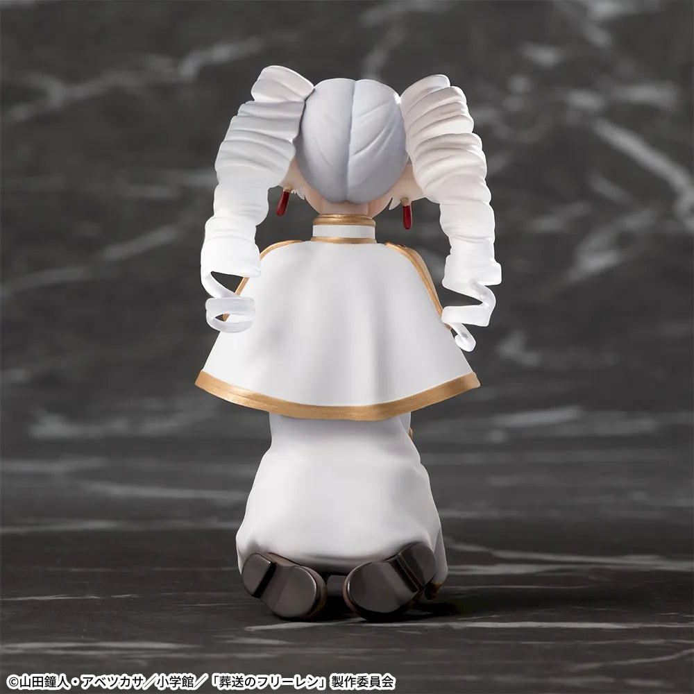 Frieren: Beyond Journey's End Chokonose Premium Figure Frieren - I'm in a vertical roll (Clear Ver.)