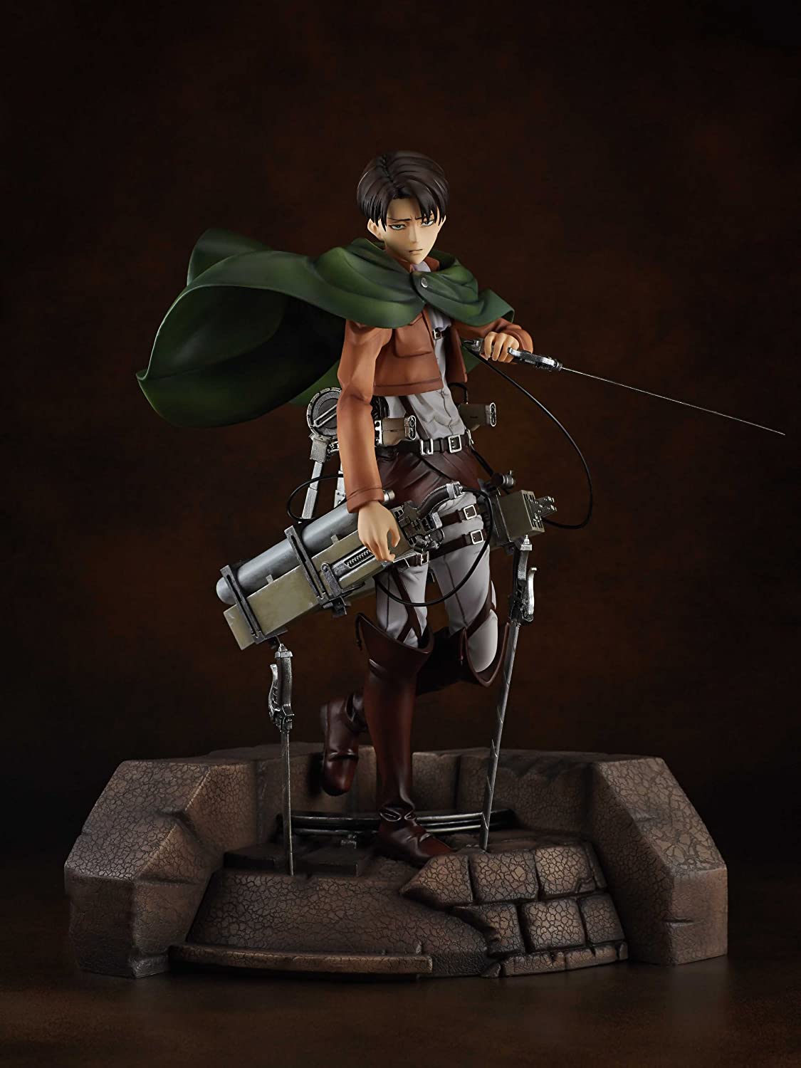 Attack on Titan - Levi 1/7 Complete Figure
