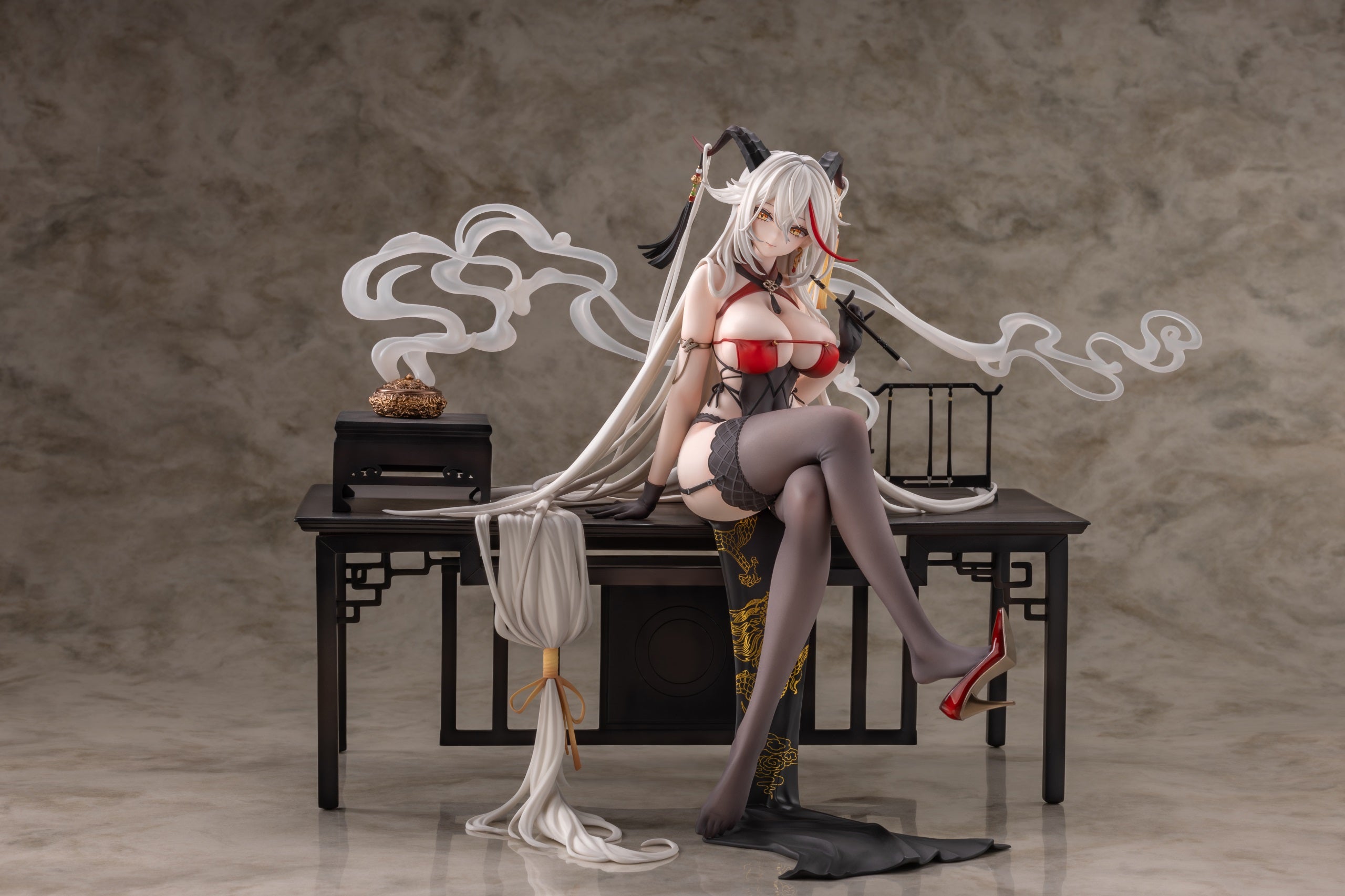 Azur Lane Agir Golden Dragon Among Auspicious Clouds Ver. 1/6 Complete Figure