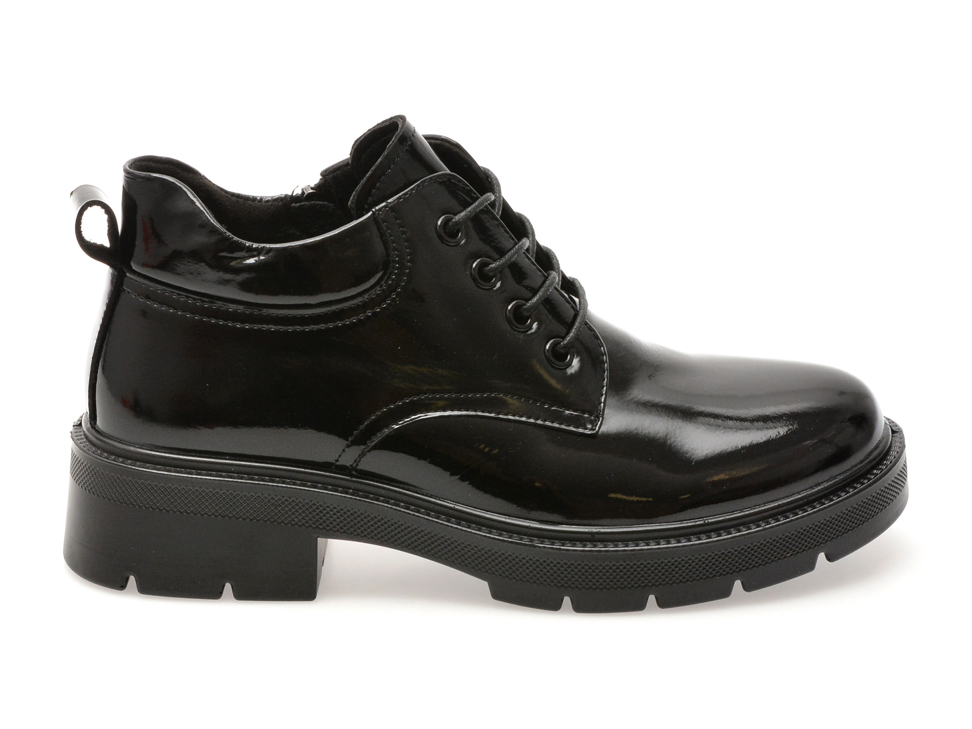 Ghete GRYXX negre, 240435, din piele naturala lacuita