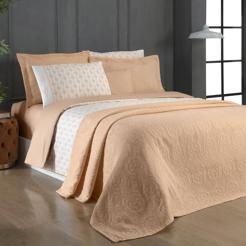 MAHAVI YATAK ÖRTÜSÜ VE NEVRESİM TAKIMI