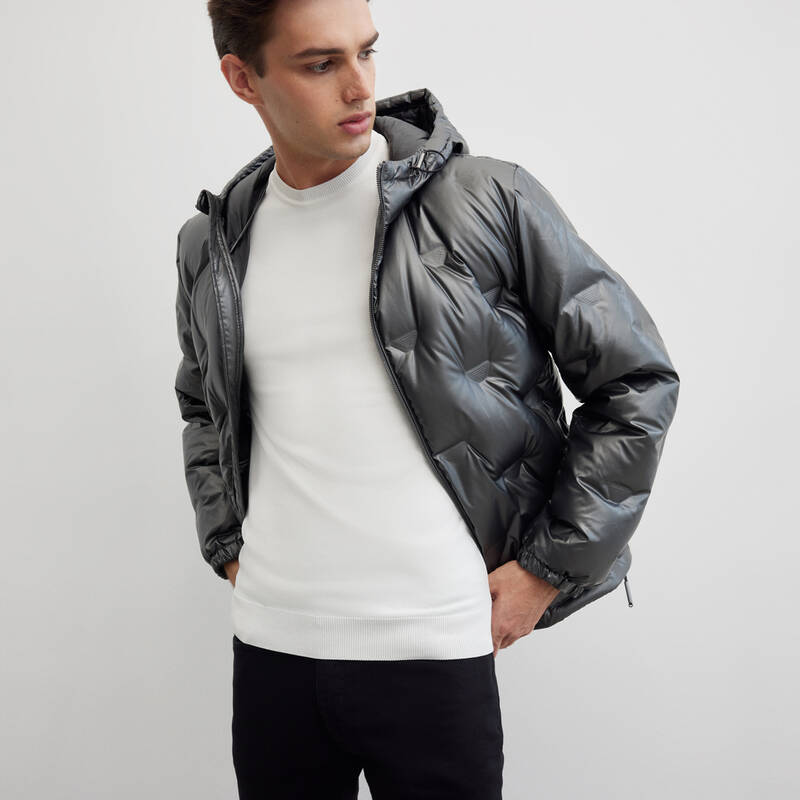 KAPÜŞONLU SİYAH MONT