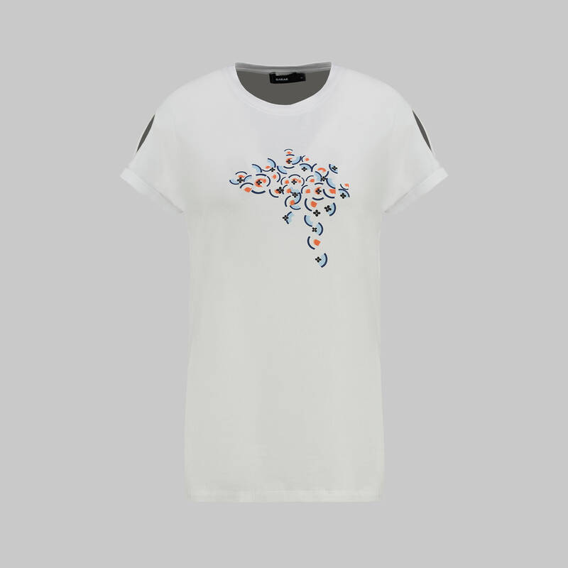 CAMILA BEYAZ TİŞÖRT