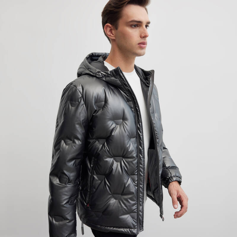 KAPÜŞONLU SİYAH MONT