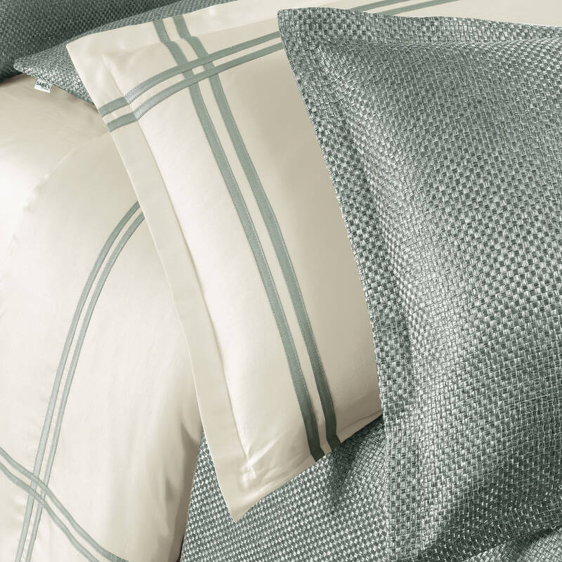 VENTUS YATAK ÖRTÜSÜ VE NEVRESİM TAKIMI