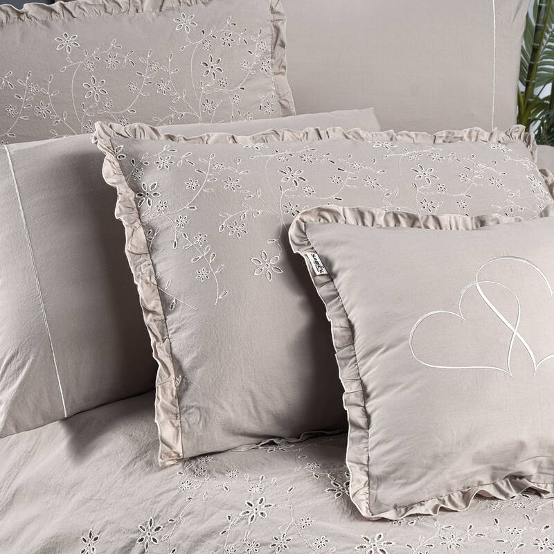 PESTE PERCALE BEYAZ ÇİFT KİŞİLİK NEVRESİM TAKIMI