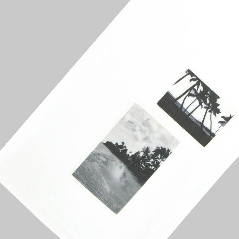 POLO YAKA BASKILI BEYAZ T-SHIRT