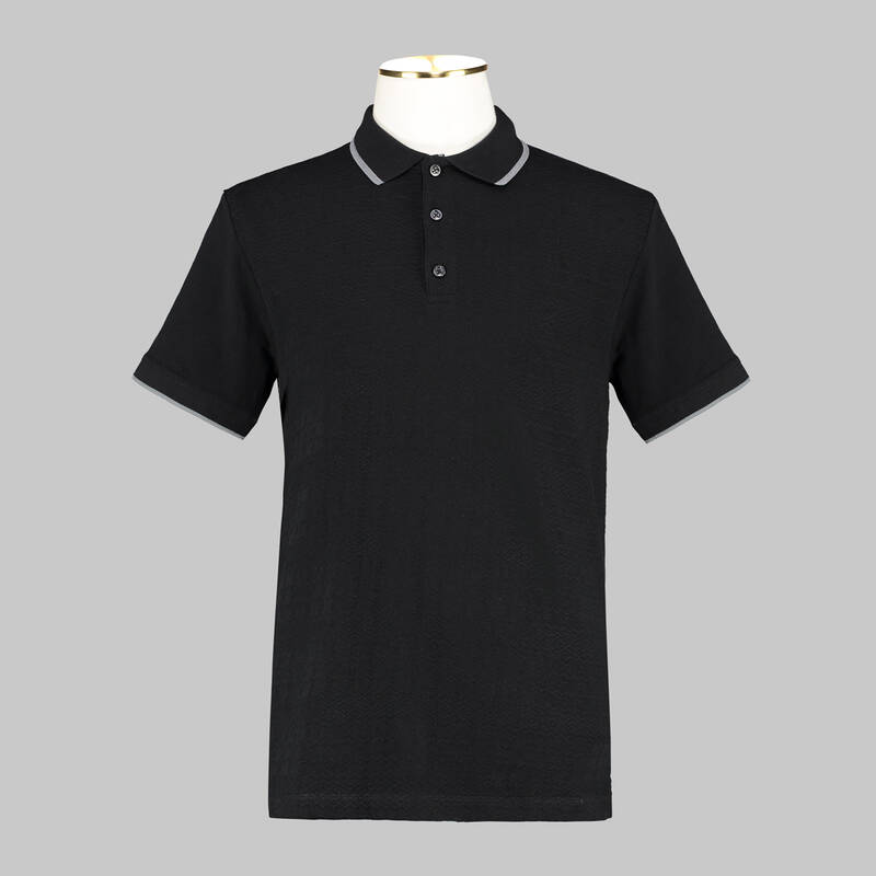 DÜĞMELİ POLO YAKA SİYAH T-SHIRT