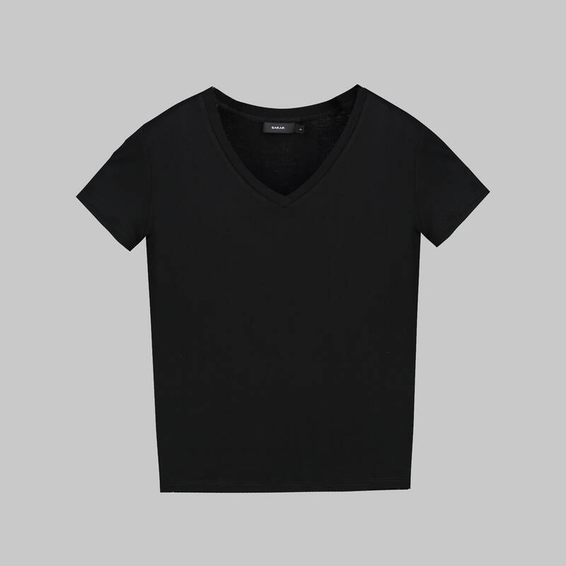 NEWBORN V YAKA SİYAH TİŞÖRT