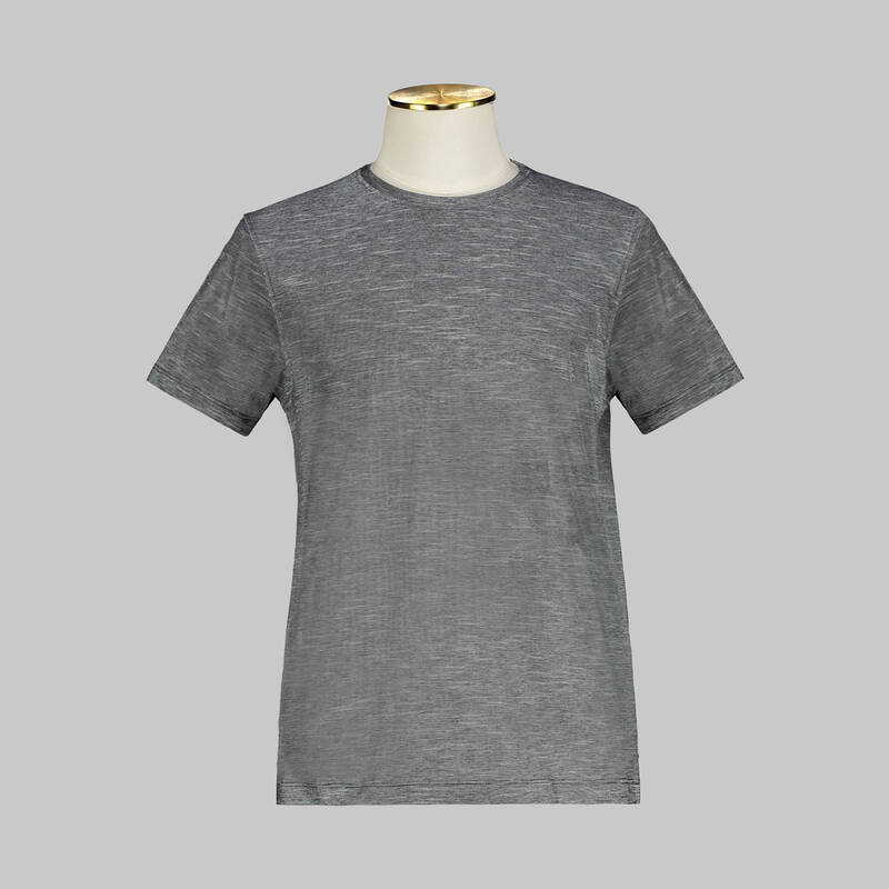 BİSİKLET YAKA SİYAH T-SHIRT