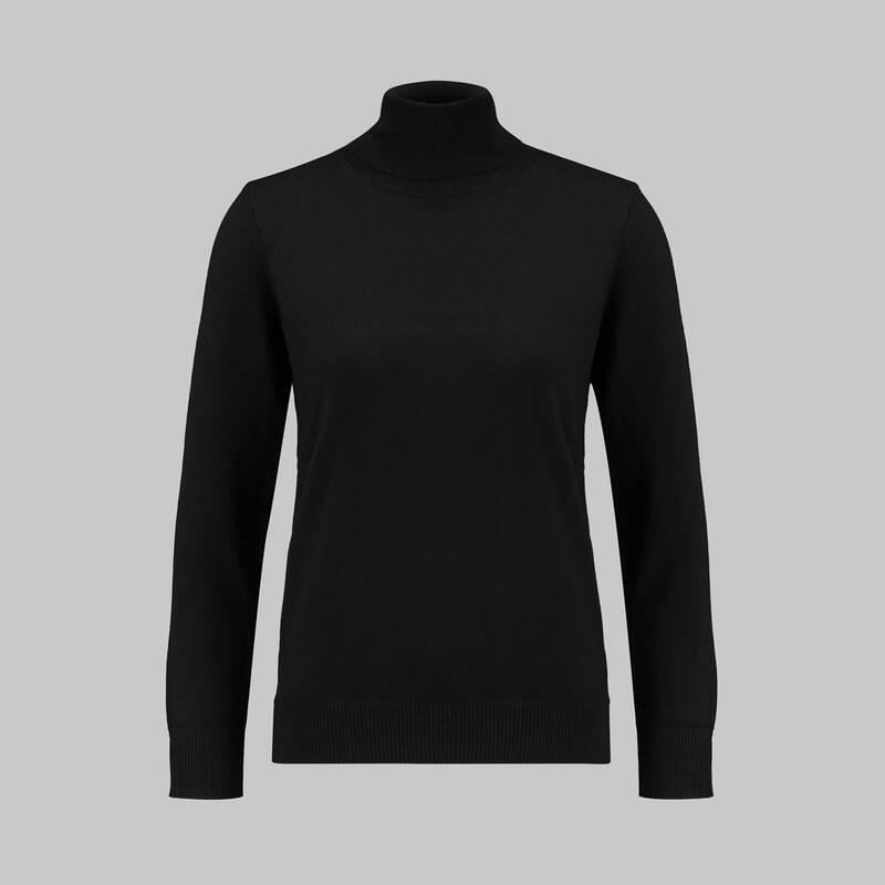 TAM BALIKCI YAKA SİYAH TRİKO