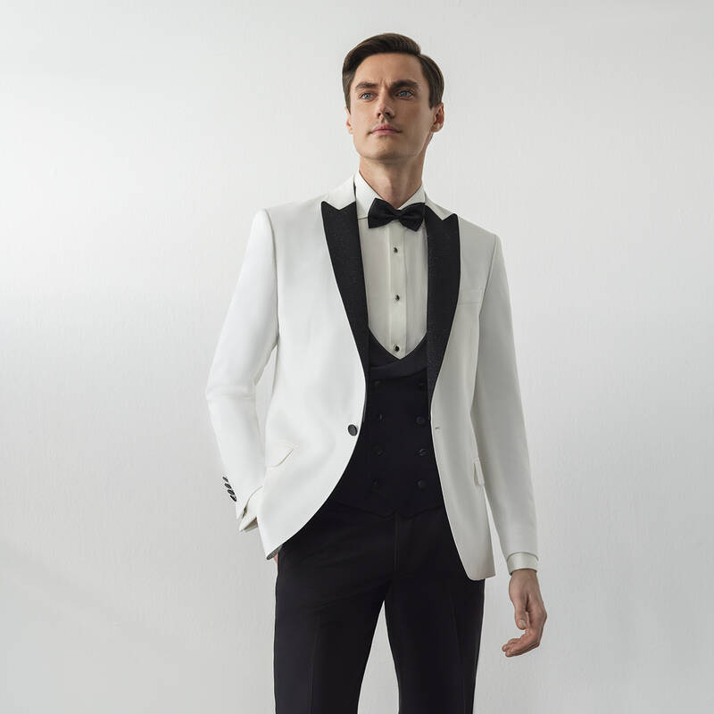 GOMIS BEYAZ SMOKİN GÖMLEK