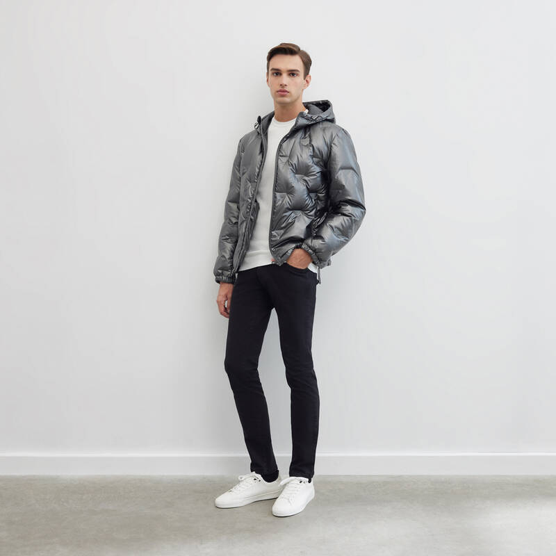 KAPÜŞONLU SİYAH MONT