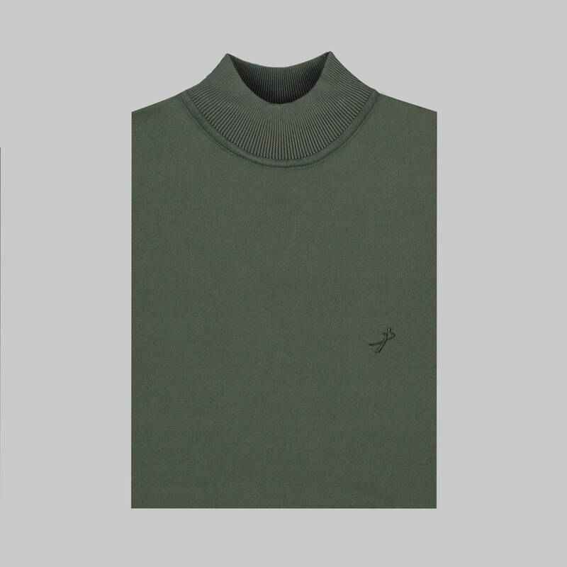 YARIM BALIKÇI YAKA SİYAH TRİKO