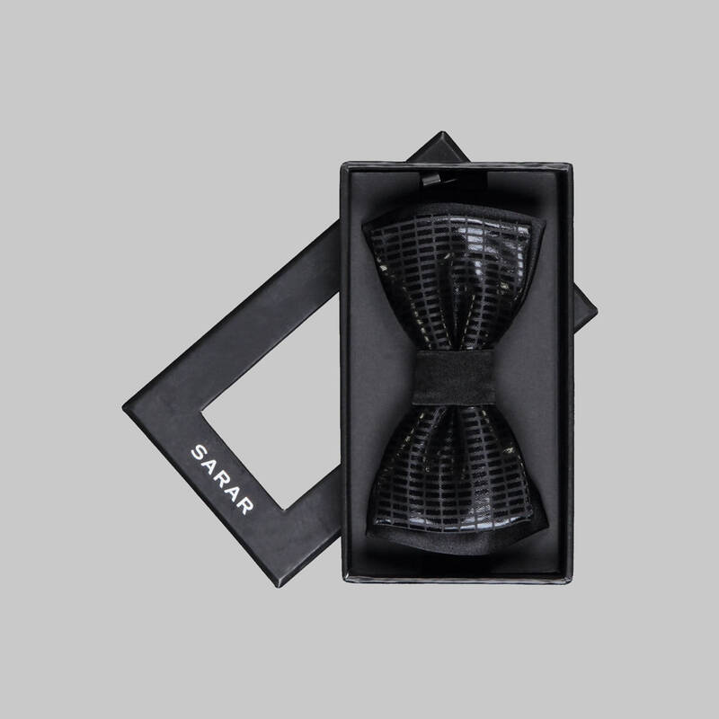 Parlak Siyah Papyon 50