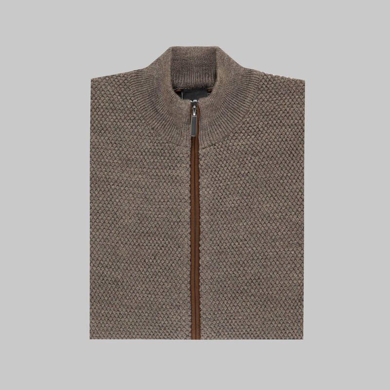 FERMUARLI KAHVERENGİ HIRKA