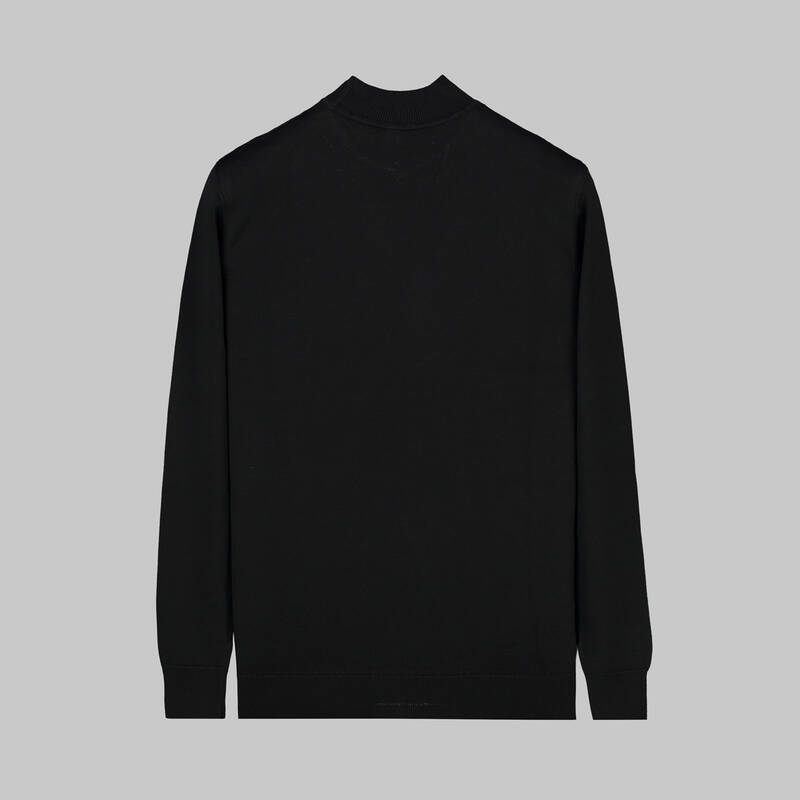 YARIM BALIKÇI YAKA SİYAH TRİKO