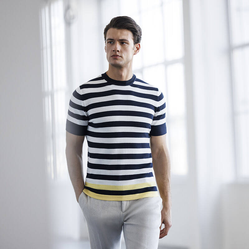 BİSİKLET YAKA KOYU LACİVERT KISA KOL TRİKO