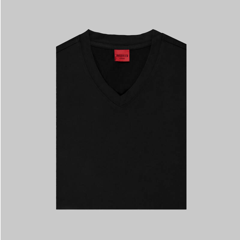 V YAKA BEYAZ TİŞÖRT