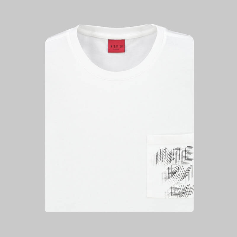 CEP BASKILI BİSİKLET YAKA BEYAZ T-SHIRT