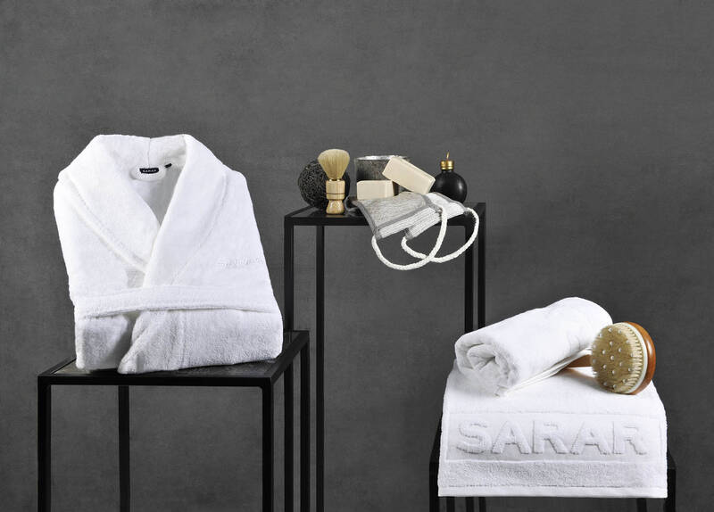 ŞAL YAKA BORNOZ BEYAZ