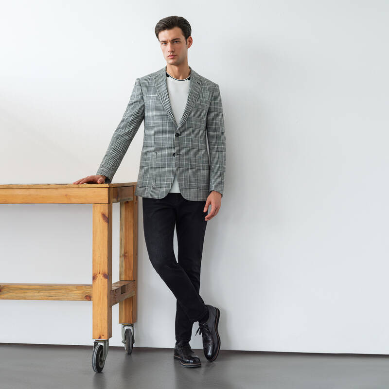 BİSİKLET YAKA KISA KOL BEYAZ TRİKO